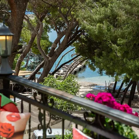 Apartamento By The Beach, With Sauna